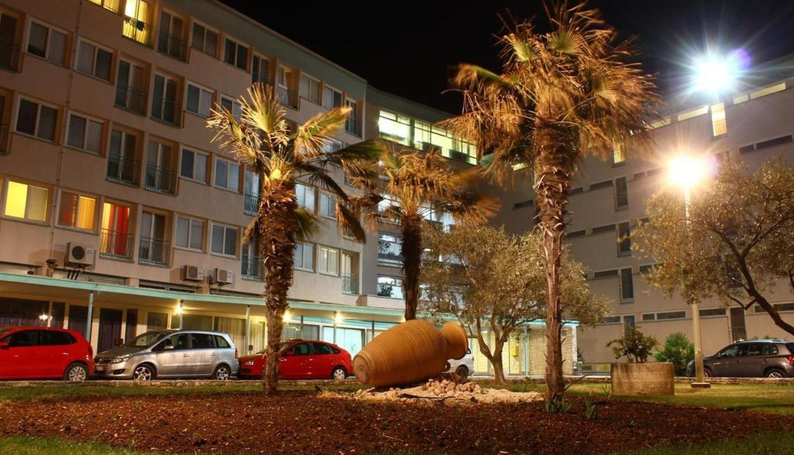 Zewnętrzna część hotelu - Pula