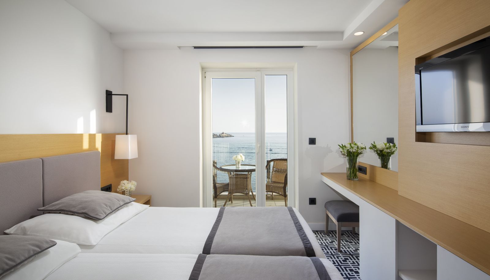 Zimmer mit Meerblick - Neptun