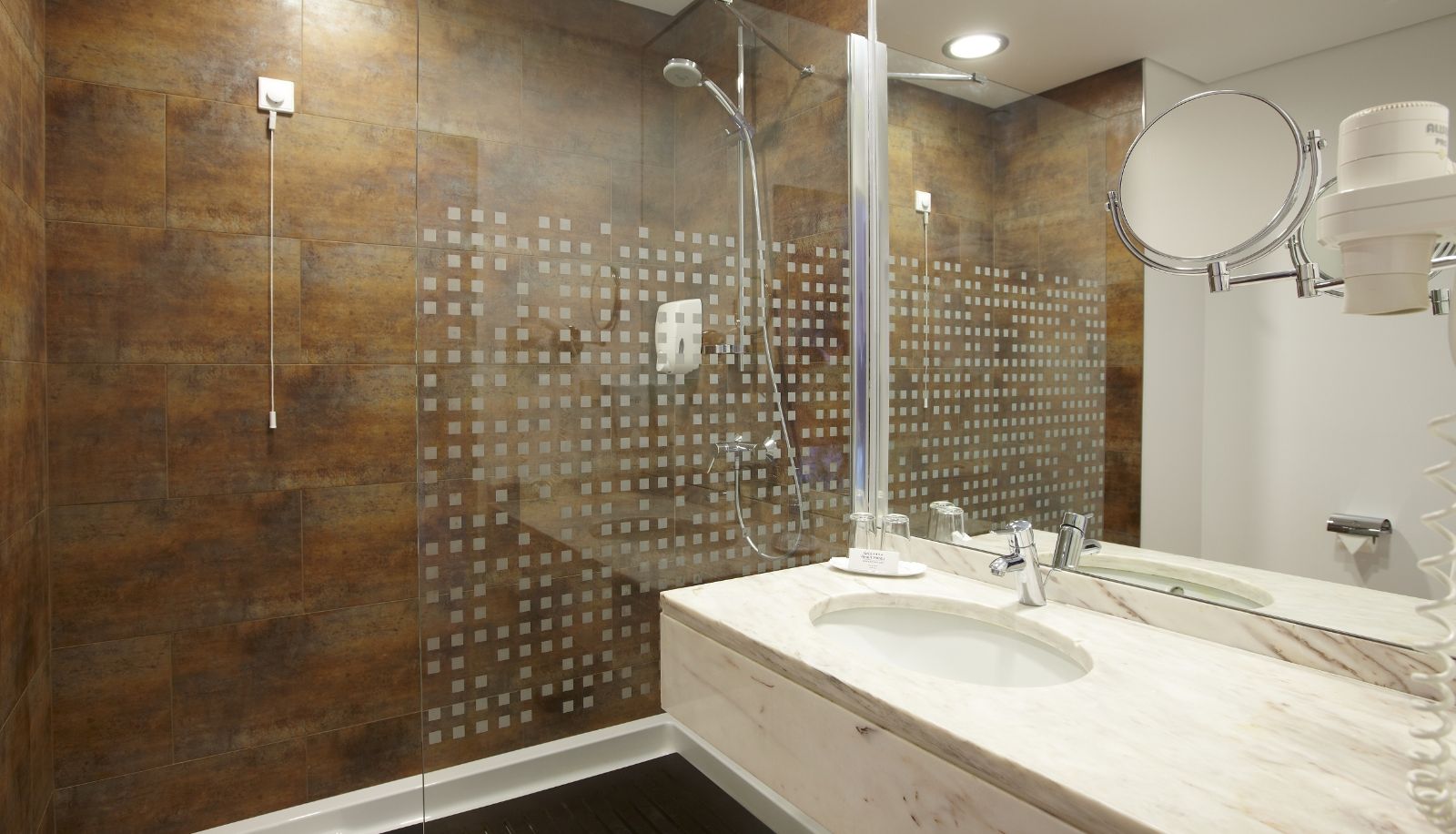 Bagno - Galo Resort Hotel Galosol