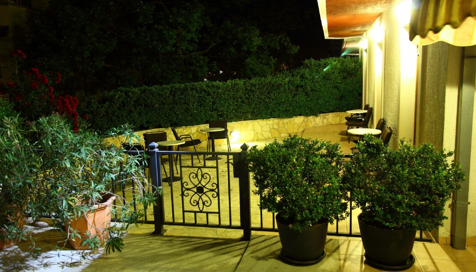 Jardin - Bacan Serviced Apartments
