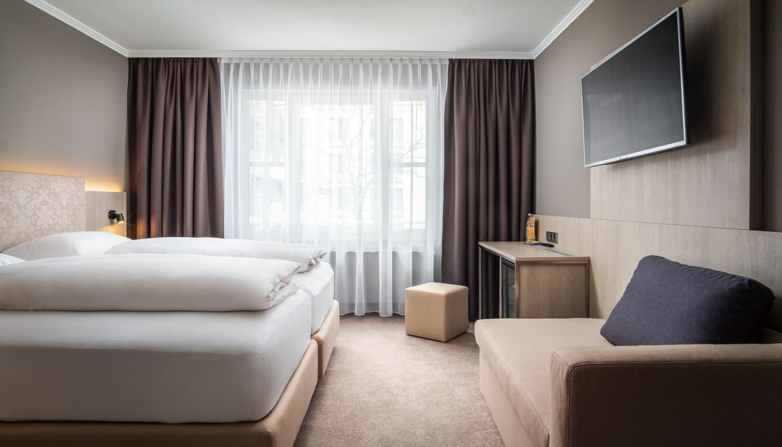 Dreibettzimmer - AWA Hotel