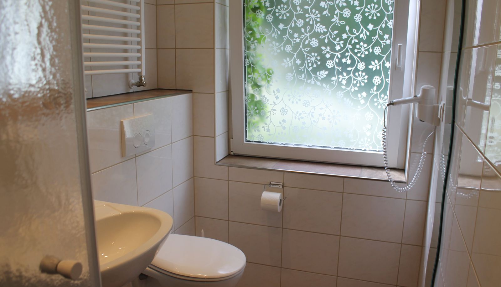 Badezimmer - Hotel-Pension Sperlingshof
