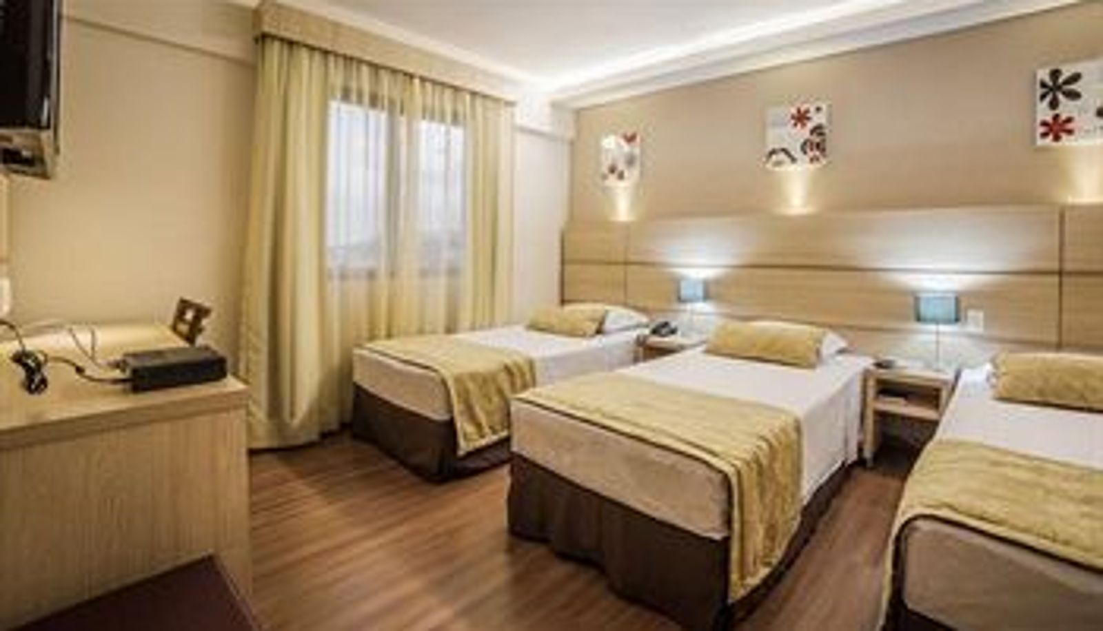 Dreibettzimmer - Faro Hotel Atibaia