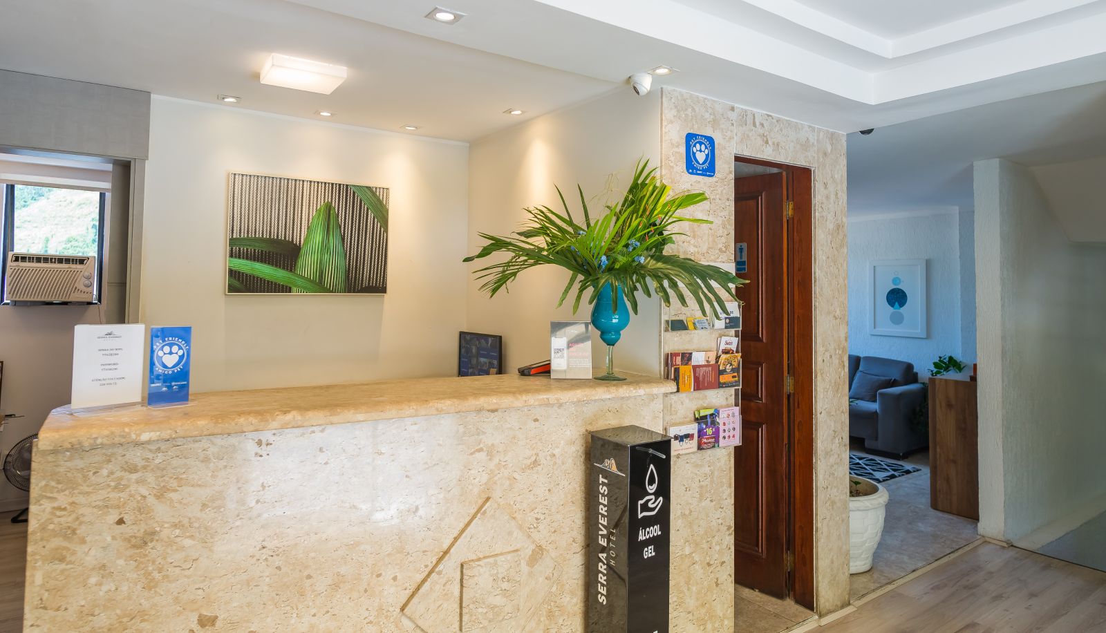 Reception - Hotel Serra Everest