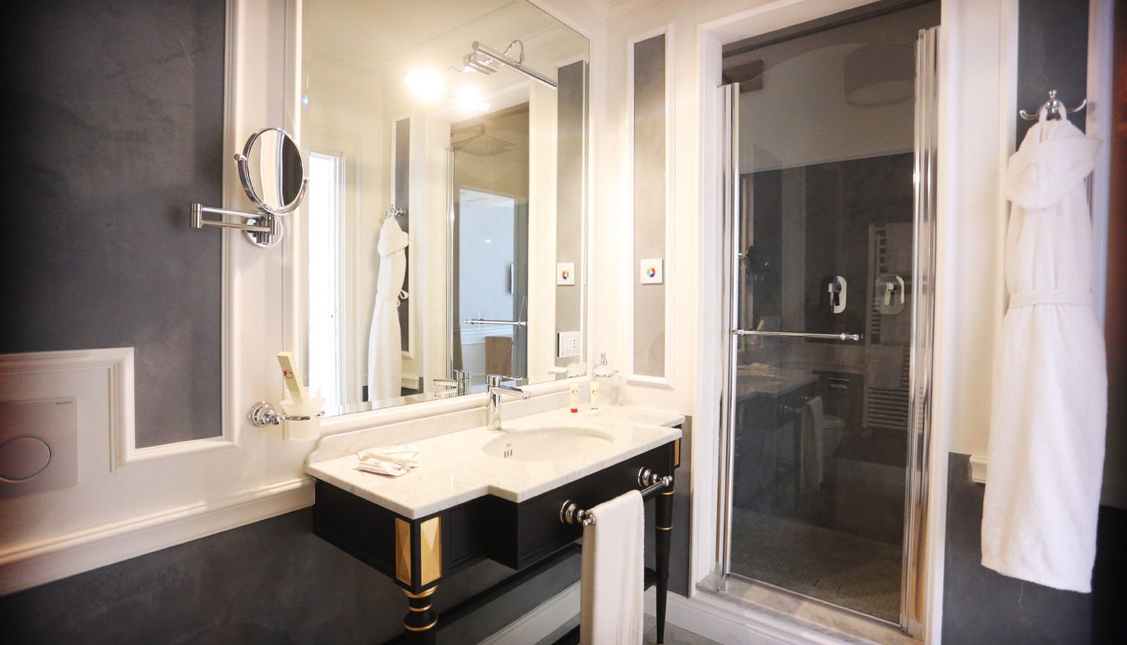 Room - Tesoretto Hotel