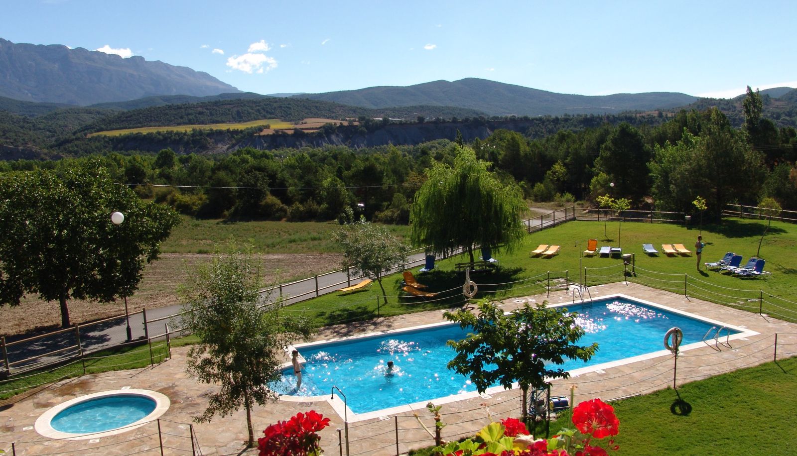 Giardino - Hotel & SPA Peña Montañesa