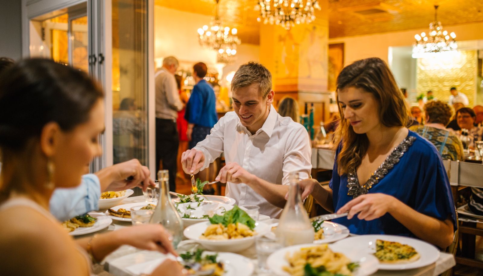 Restaurant - Empire Apartment Hotel Rockhampton