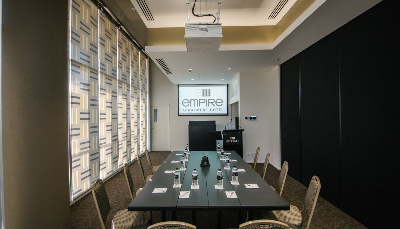 Konferenzraum - Empire Apartment Hotel Rockhampton