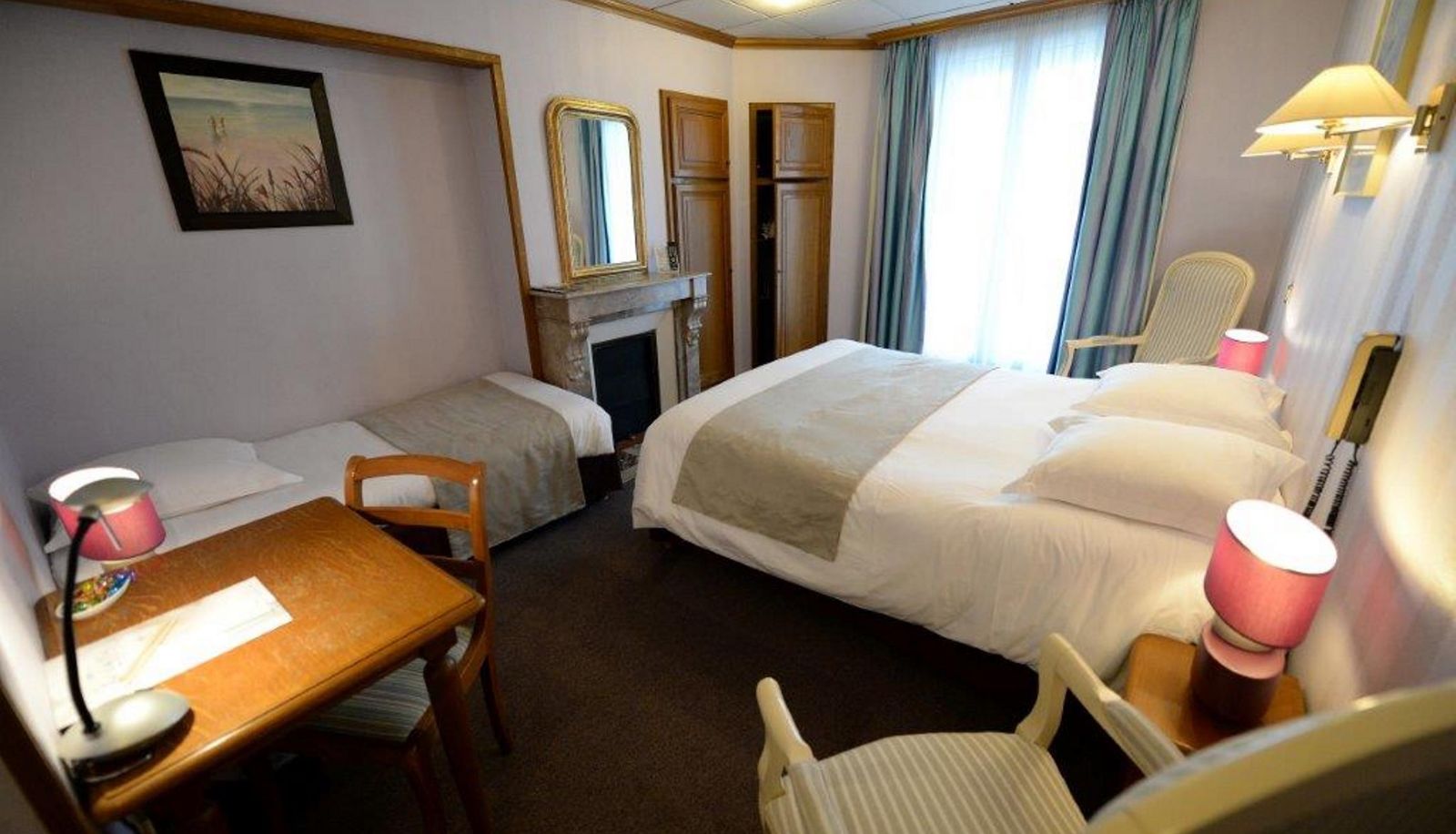 Dreibettzimmer - Hôtel porte Mars Reims gare centre