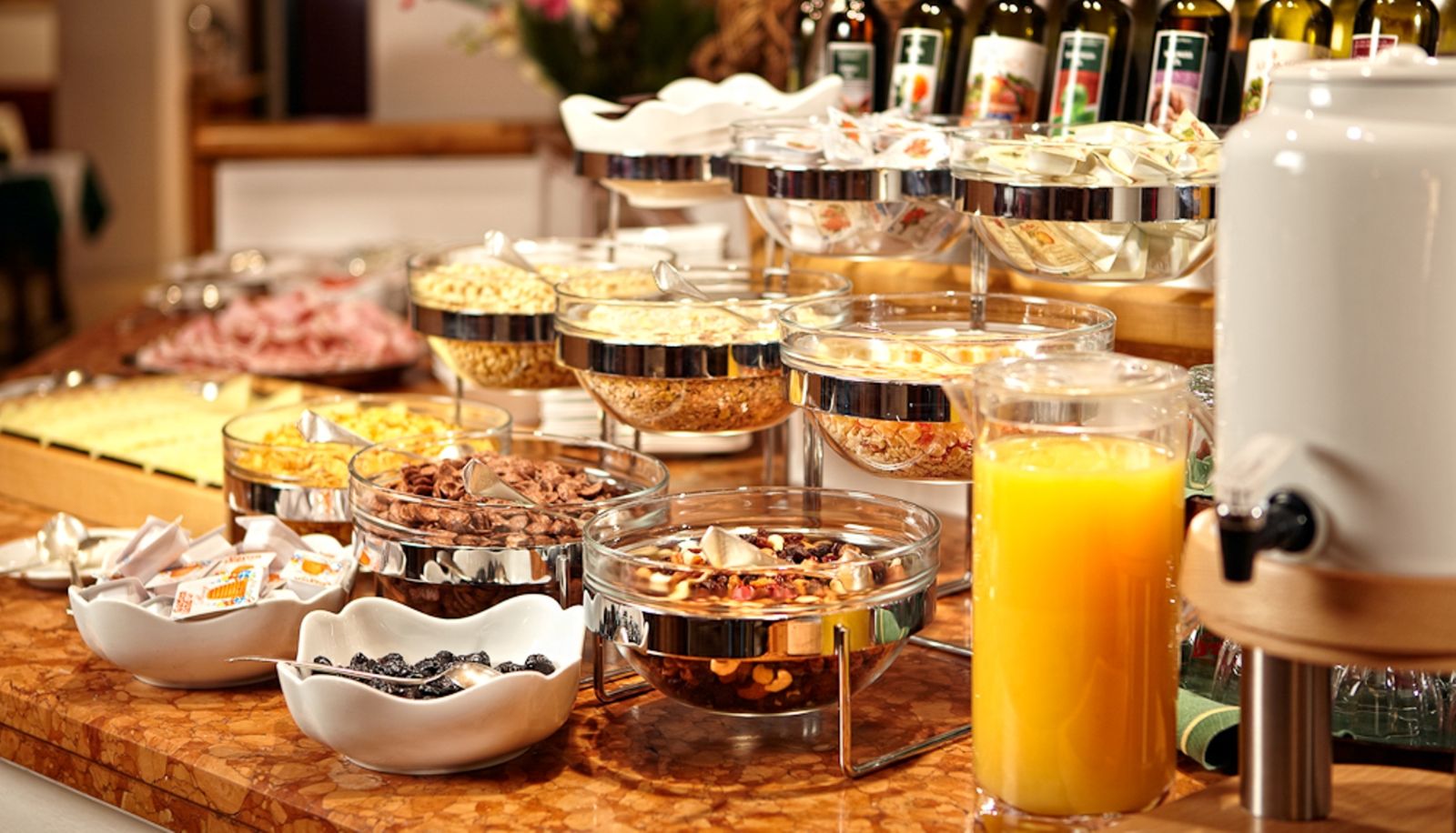 Buffet - Zum Hirschen Hotel Restaurant
