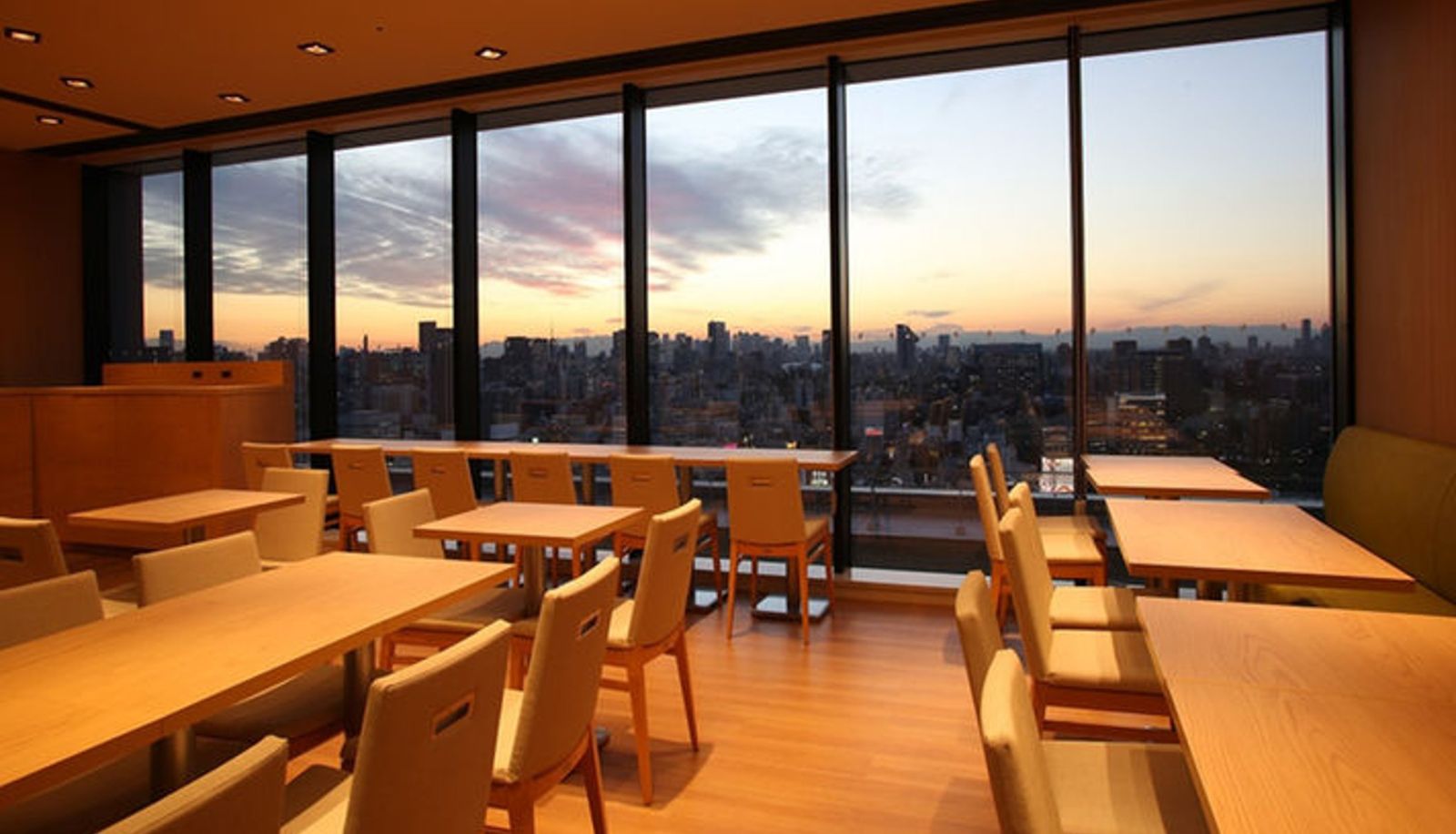 Sala prima colazione - Crown Hills Ueno Premier
