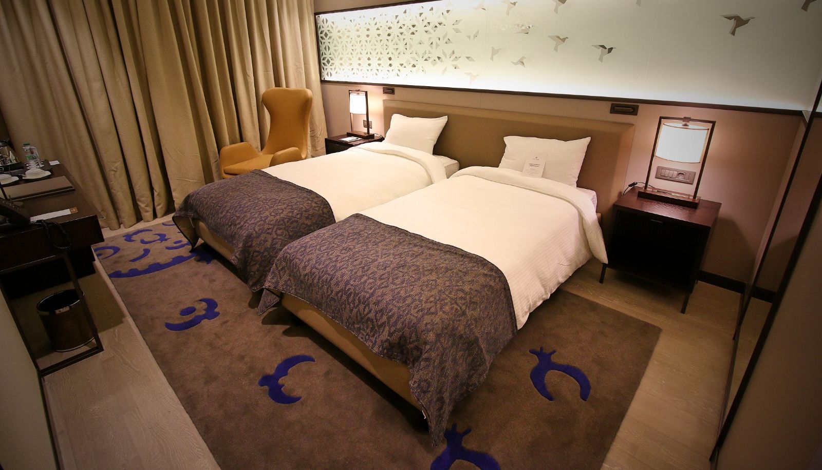 Standard room (double) - Waxwing Hotel (ex The Bird hotel)