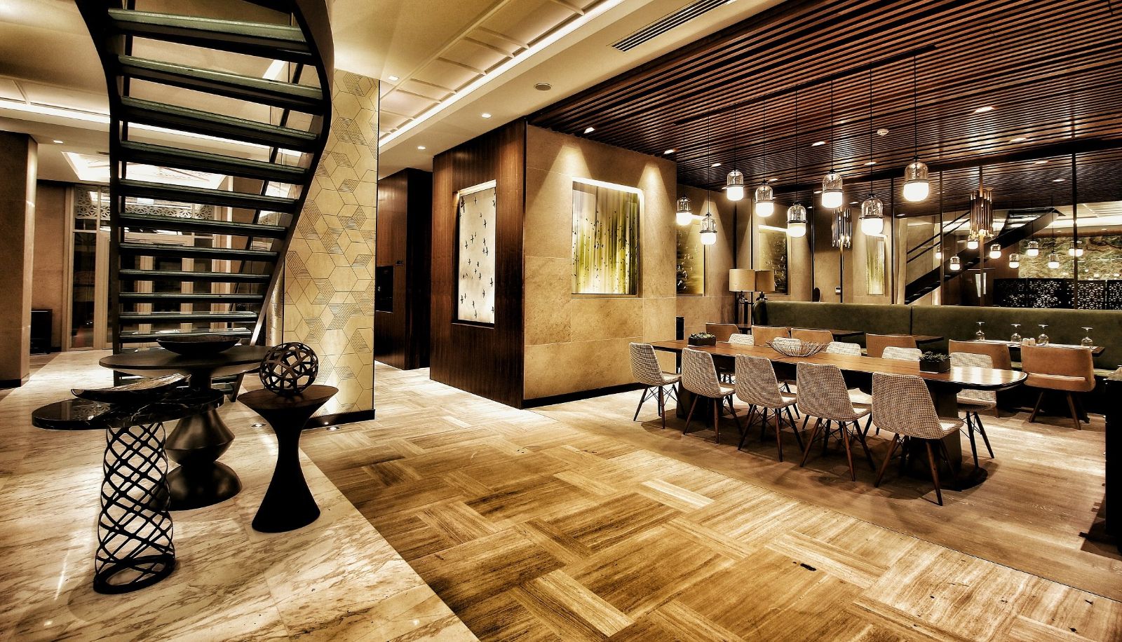 Interior view - Waxwing Hotel (ex The Bird hotel)