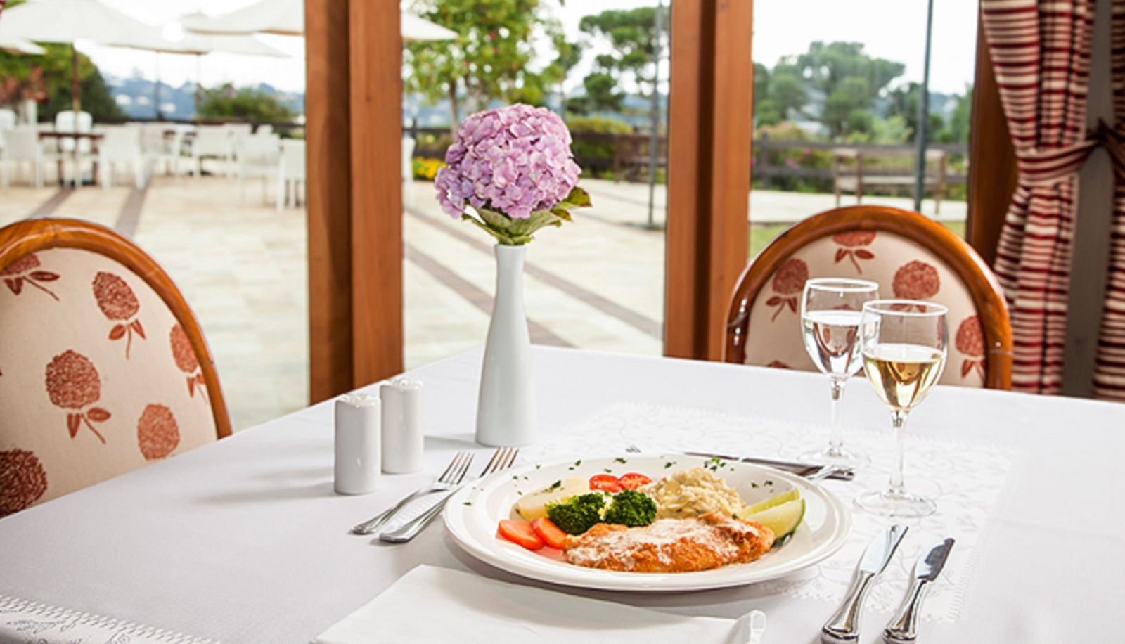 Restaurant - Serra Alta Hotel