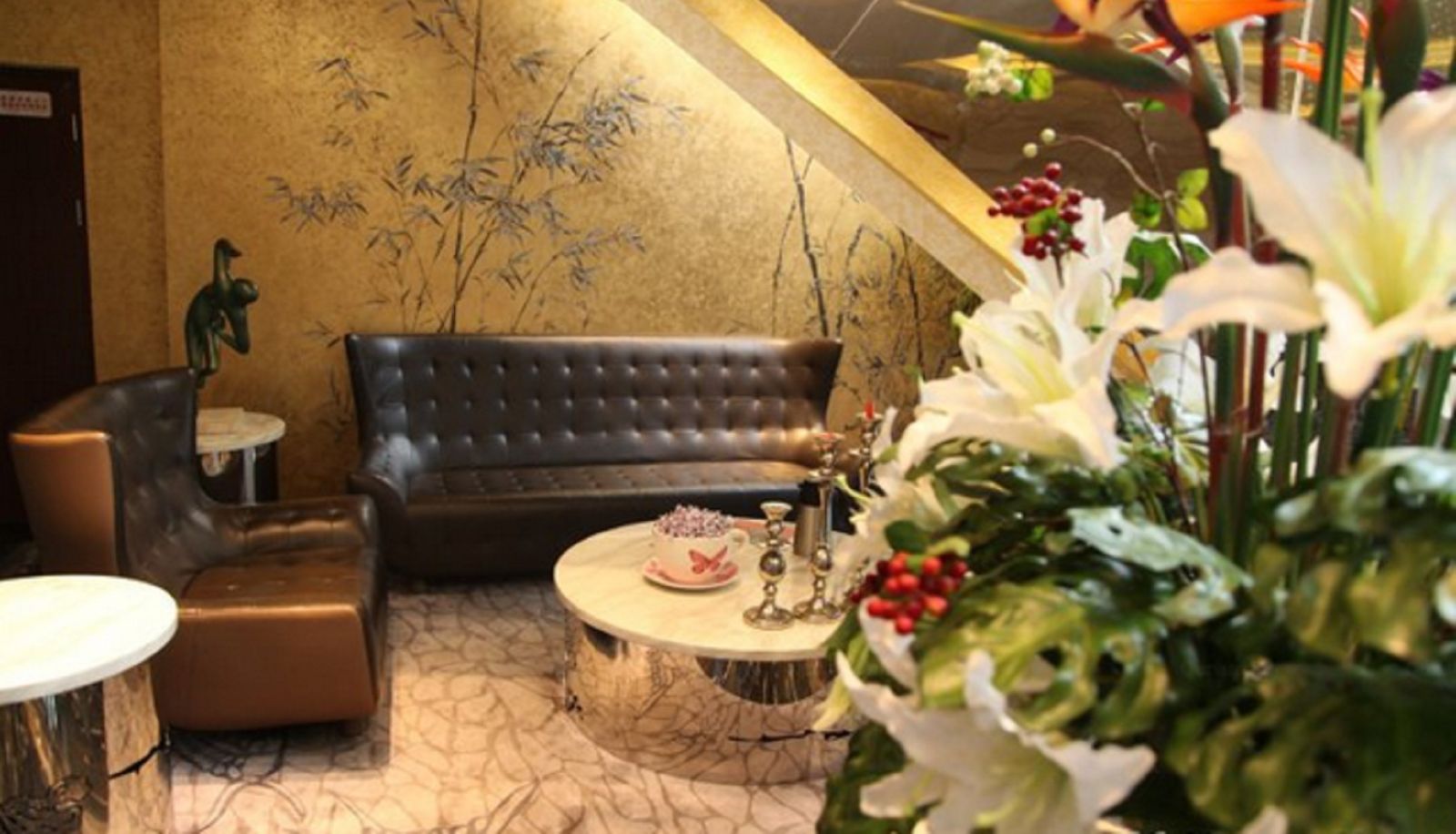 Salón - West Impression Boutique Hotel