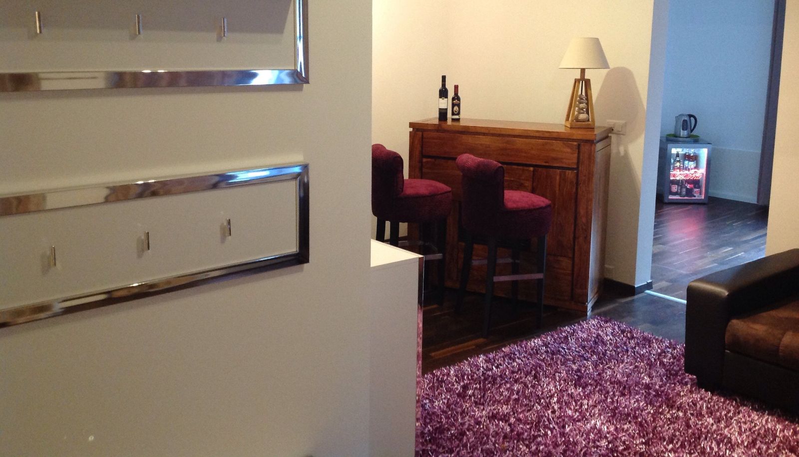 Suite - CHEZ STEPH