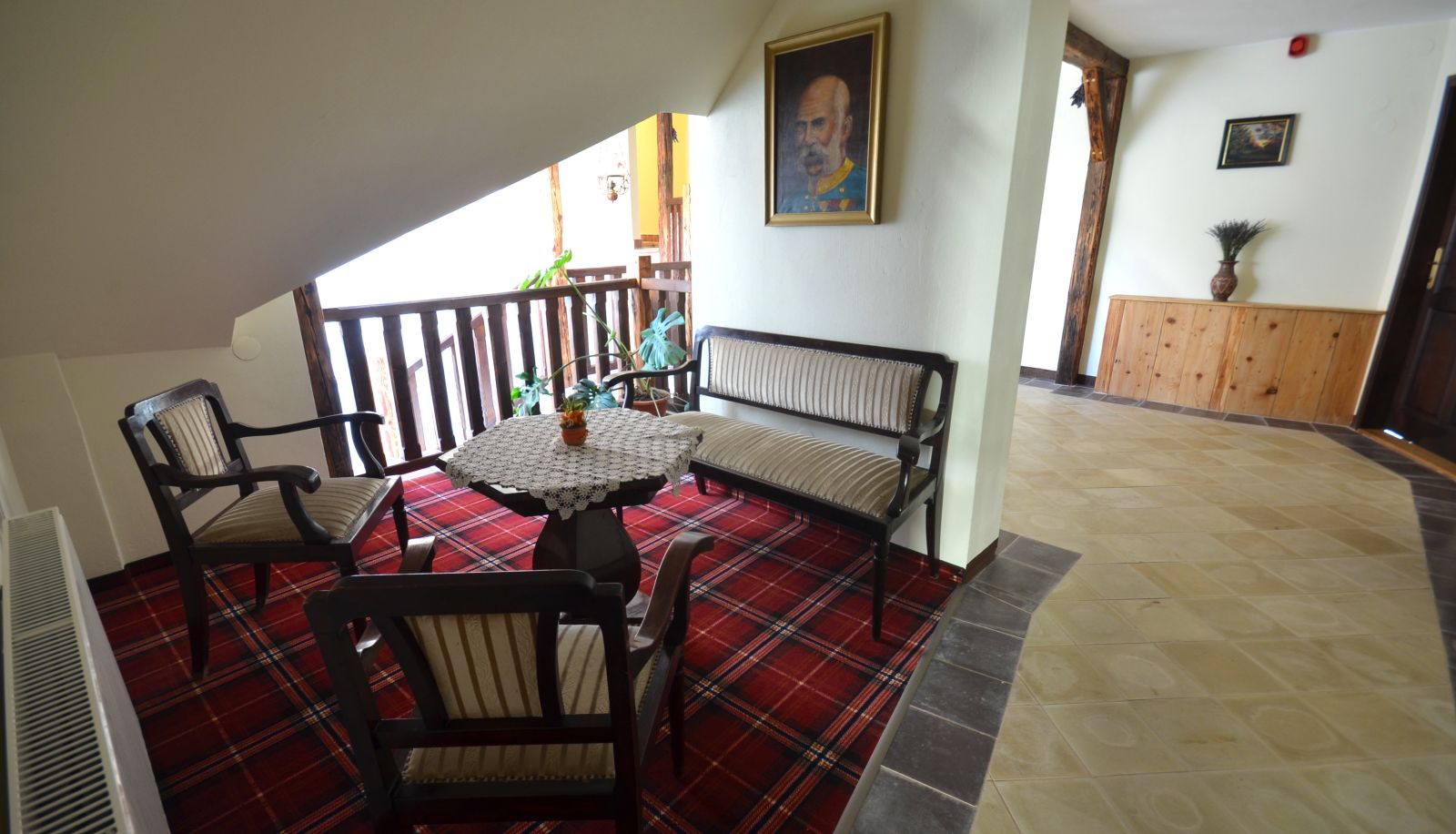 Interior del hotel - Revesz Hotel Restaurant and Rosa SPA