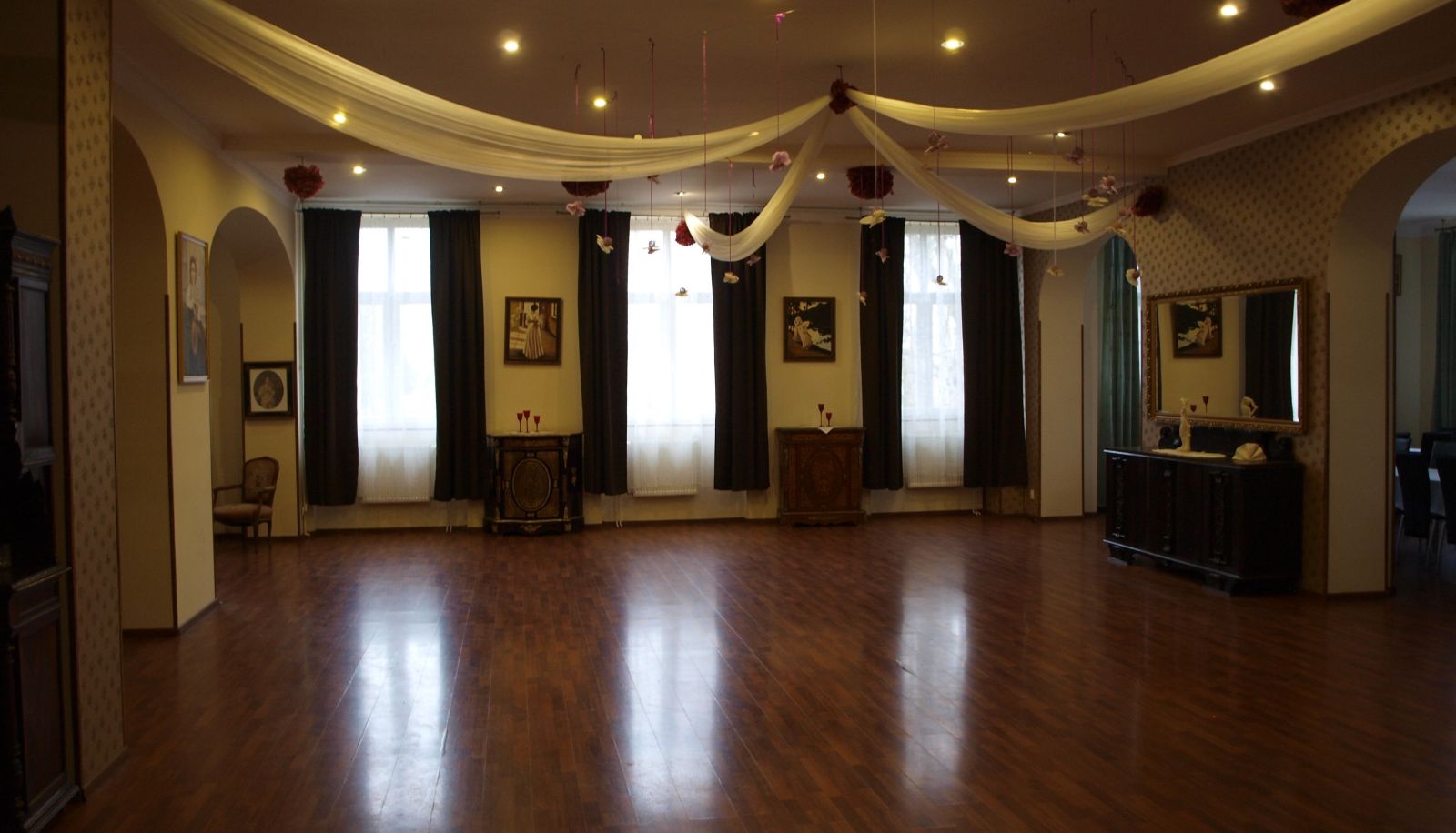 Ballroom - Chopin