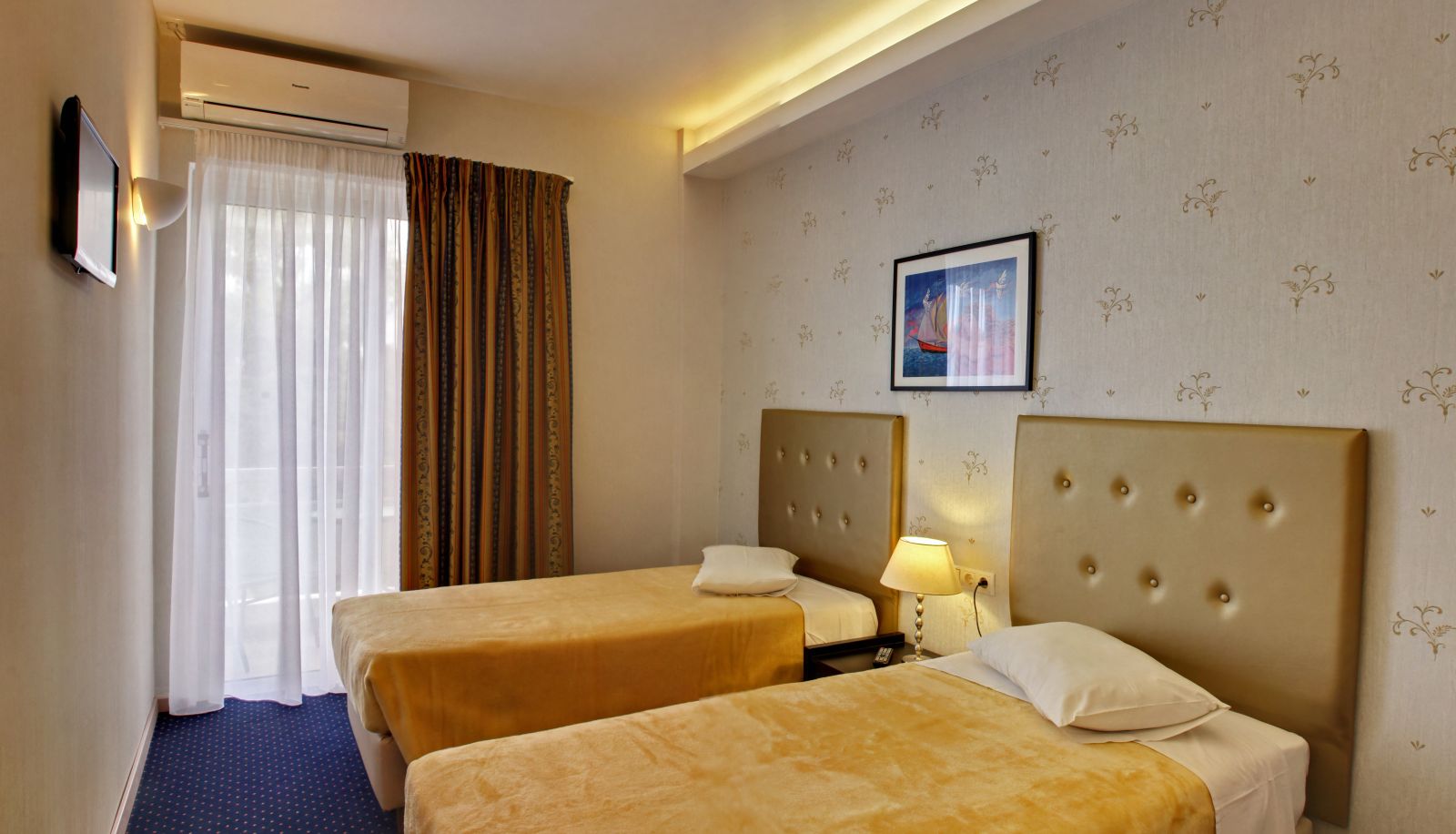 Triple room - PHIDIAS