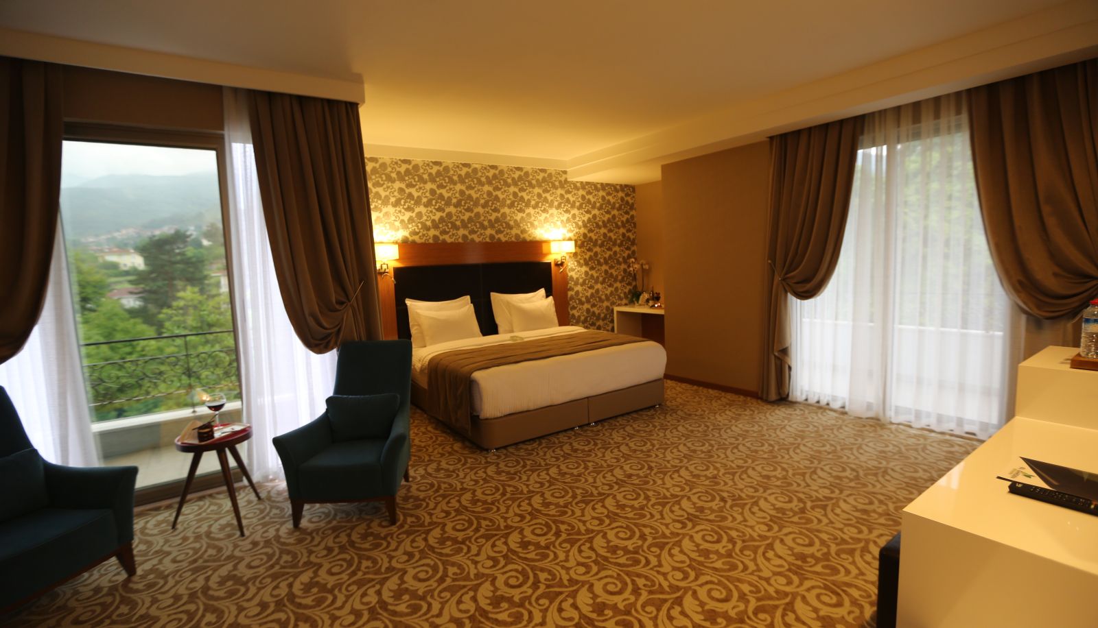 Room with lake view - El Garden Hotel & Residence