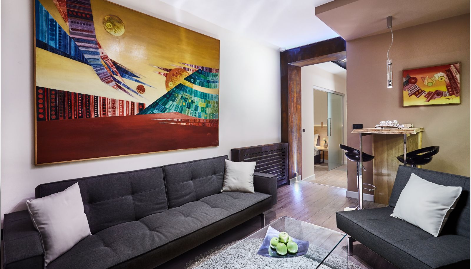 Suite - ONE LUXURY SUITES