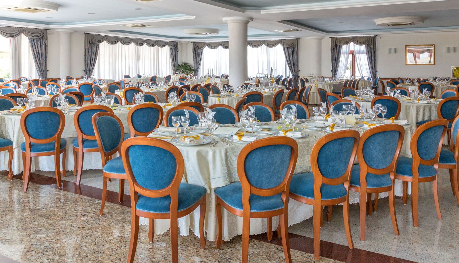 Ristorante - La Castellana Hotel