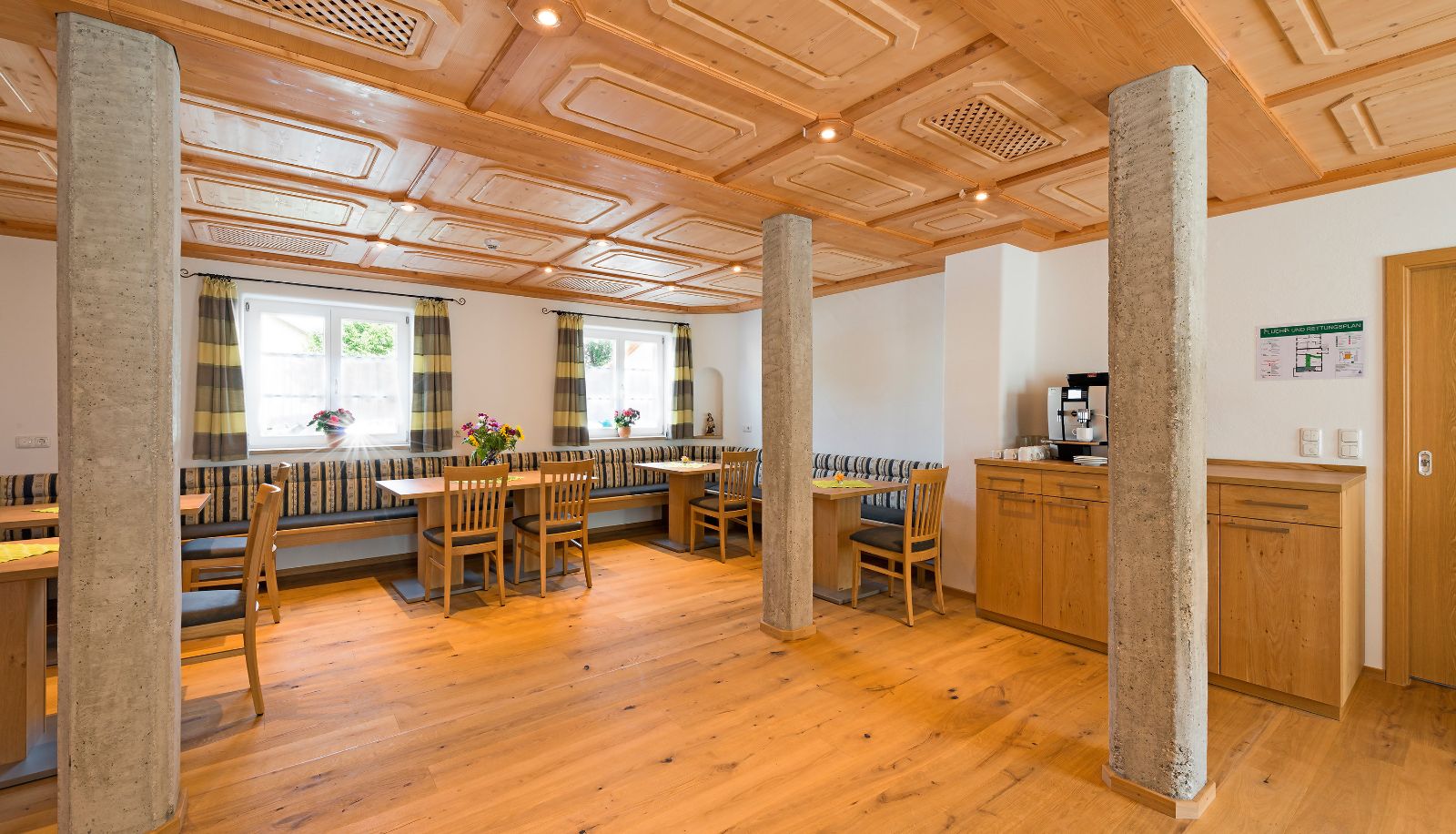 Wnętrze hotelu - Gästehaus Neubauer