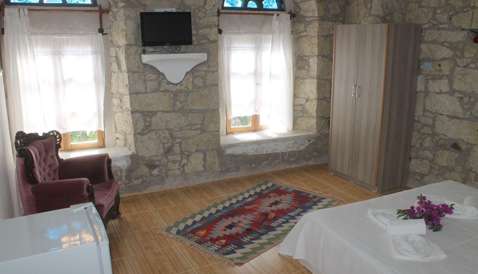 Driepersoonskamer - Alaçatı Asmalı Konak