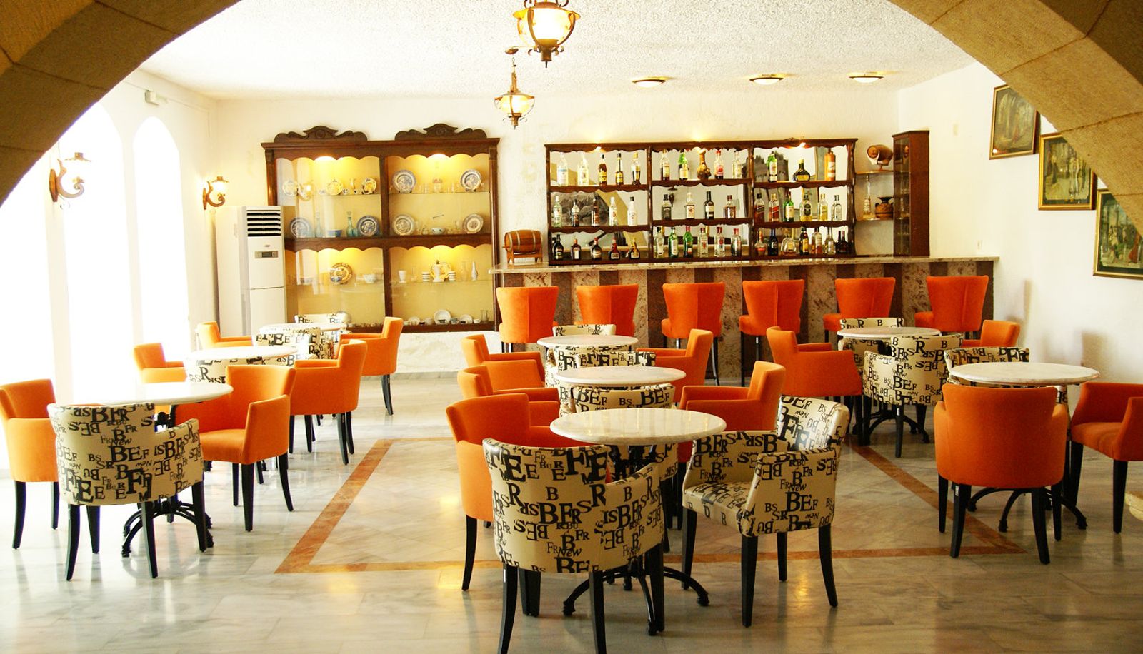 Bar - Skala