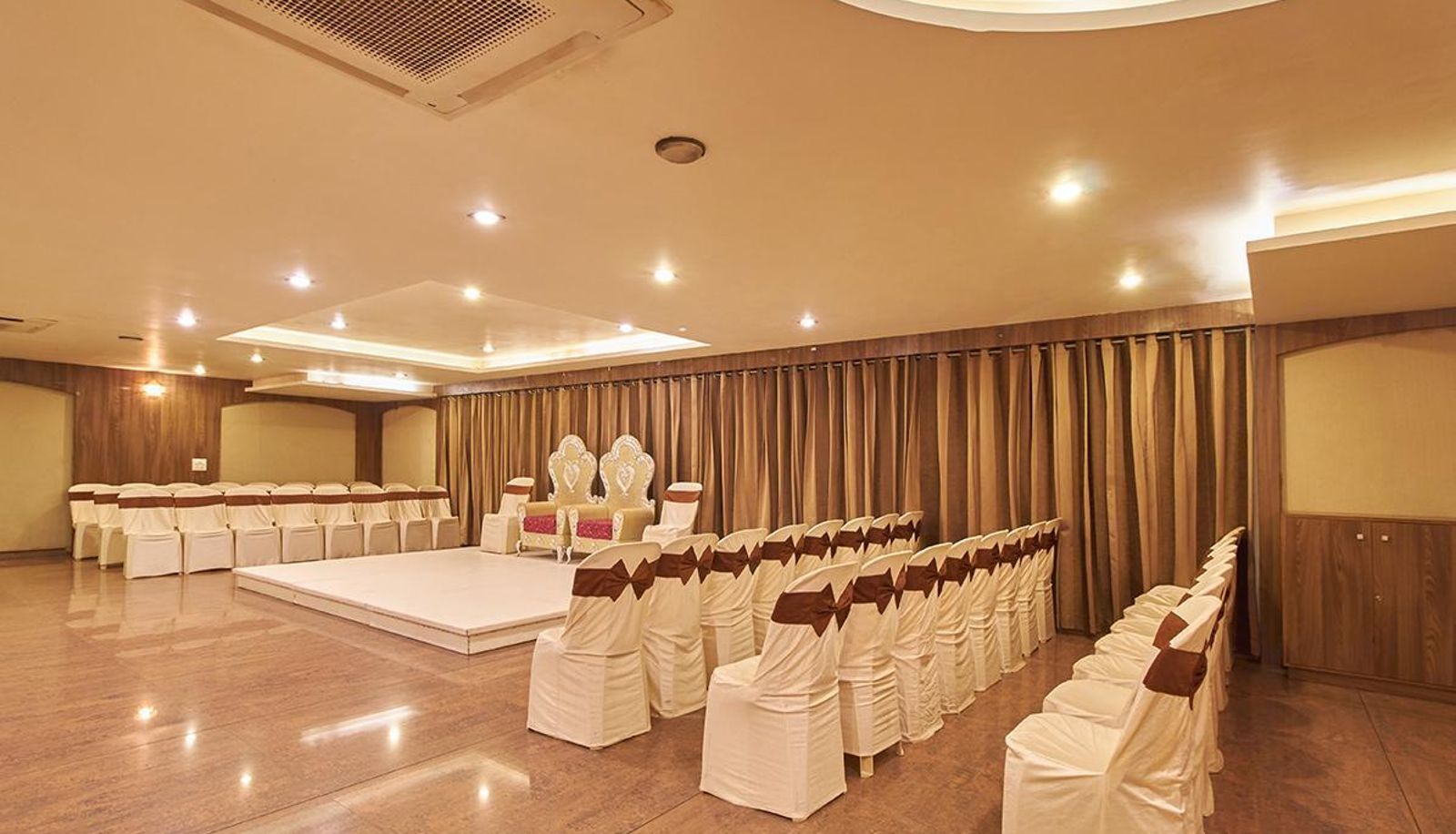 Info - The Evergrand Palace