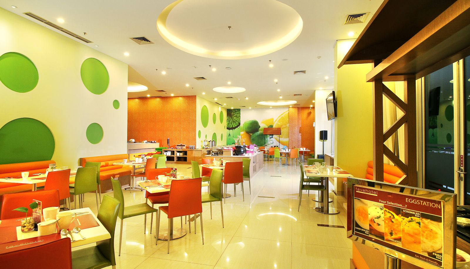 Restaurant - favehotel Manahan - Solo