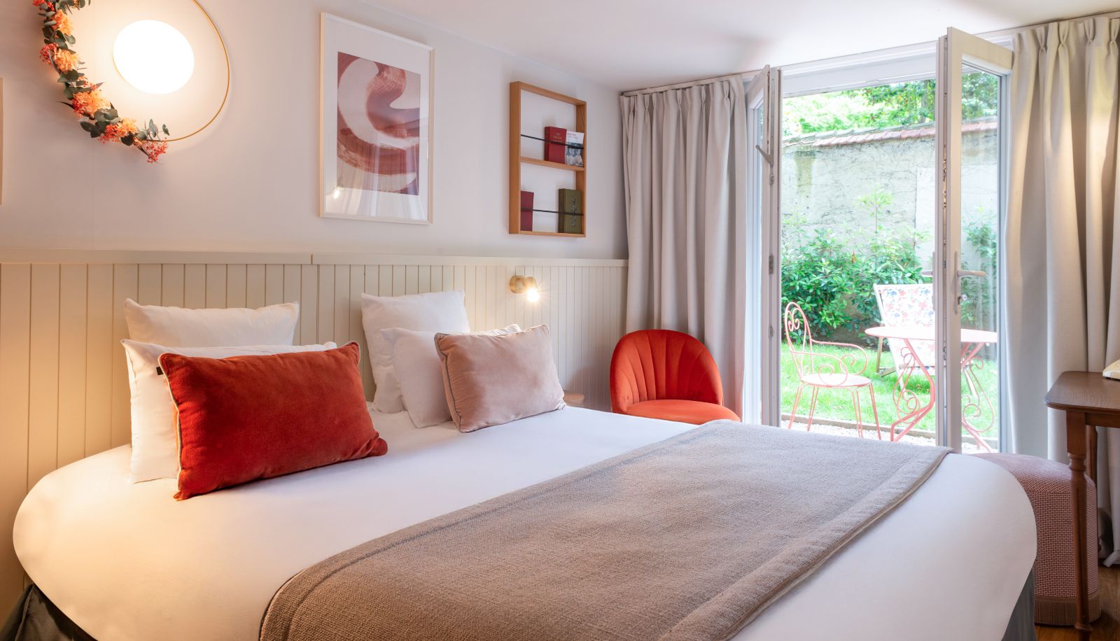 Superior room (double) - Hôtel Maison Lacassagne
