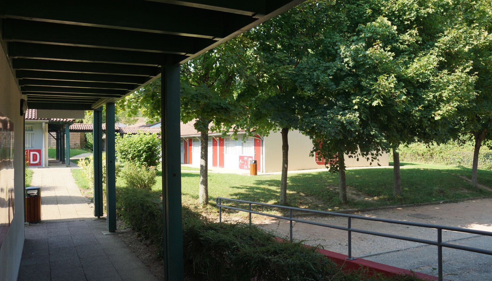 Zona exterior del hotel - Brit Hotel confort Lyon Nord Dardilly