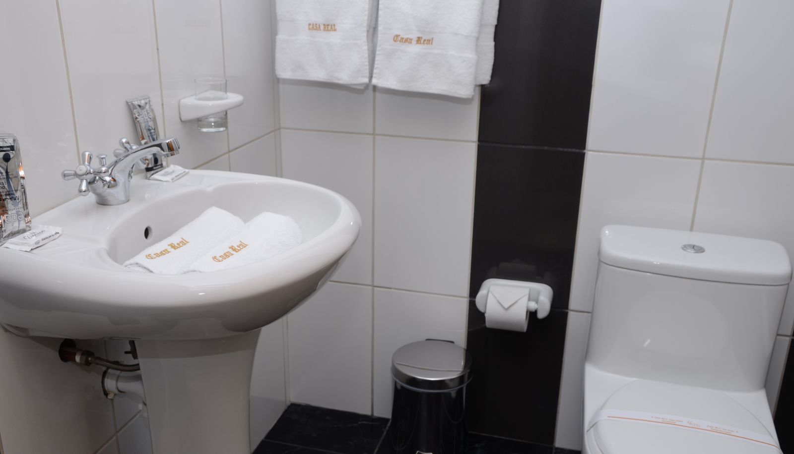 Bathroom - Casa Real