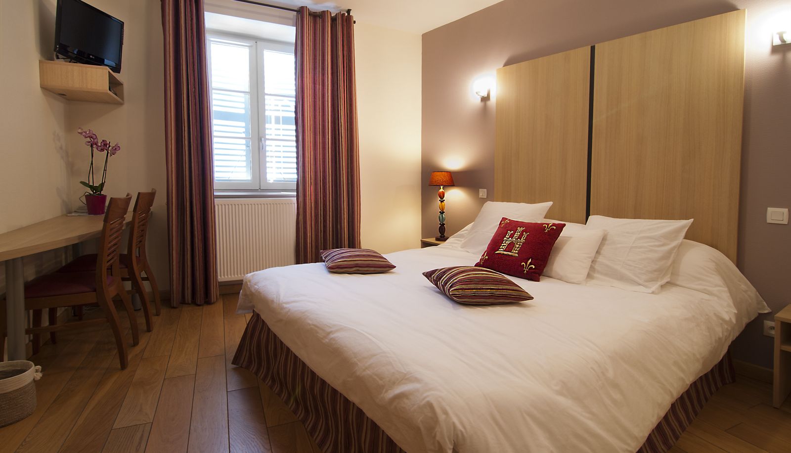 Standaardkamer (tweepersoons) - Les Sires de Semur Hôtel Restaurant