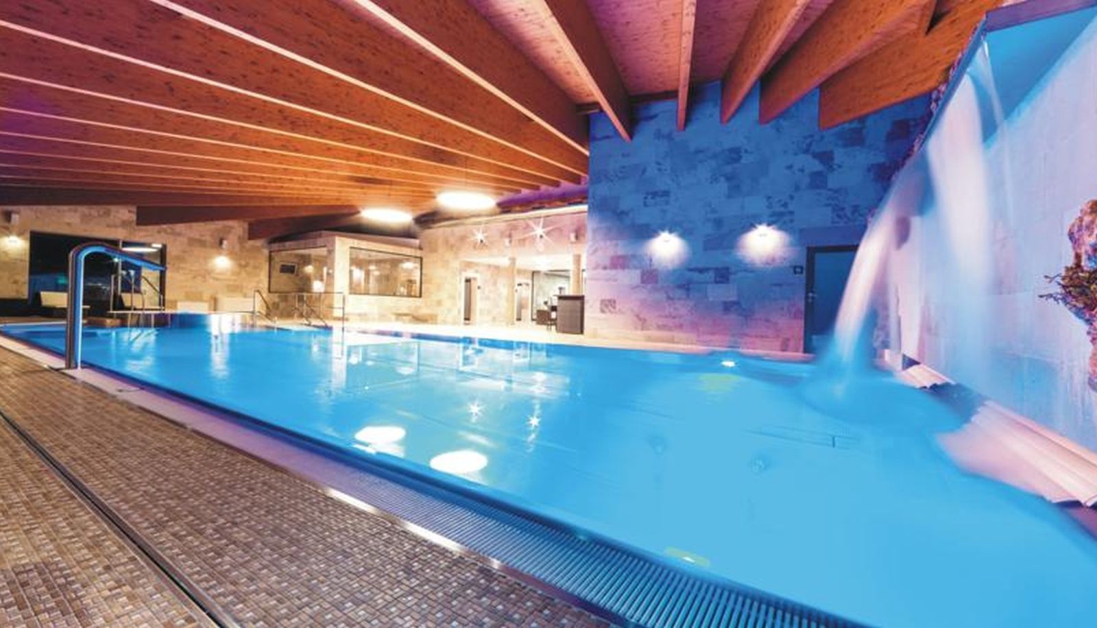 Piscina - Village Resort Hanuliak