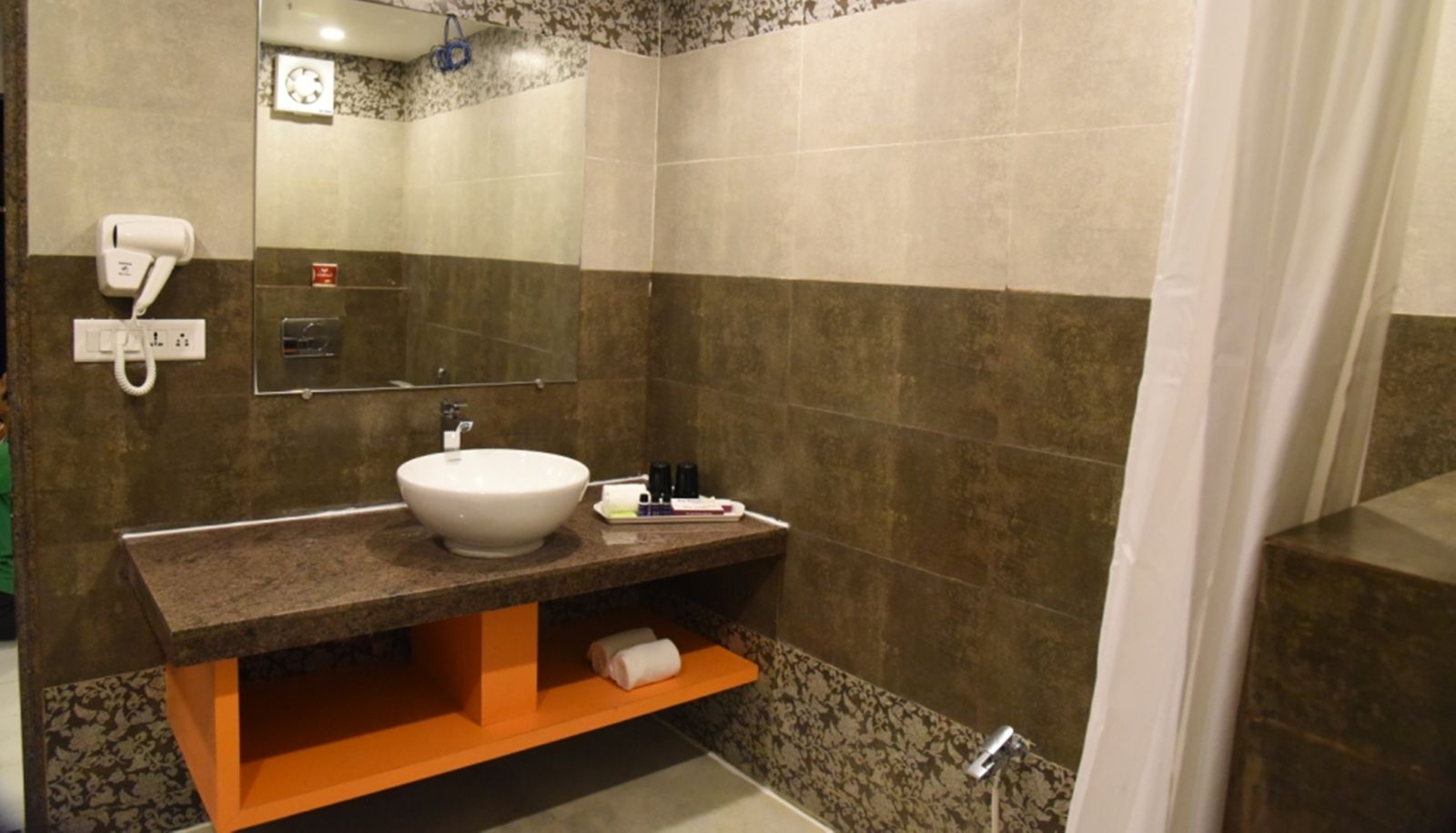 Bagno - Regenta Inn Vadodara