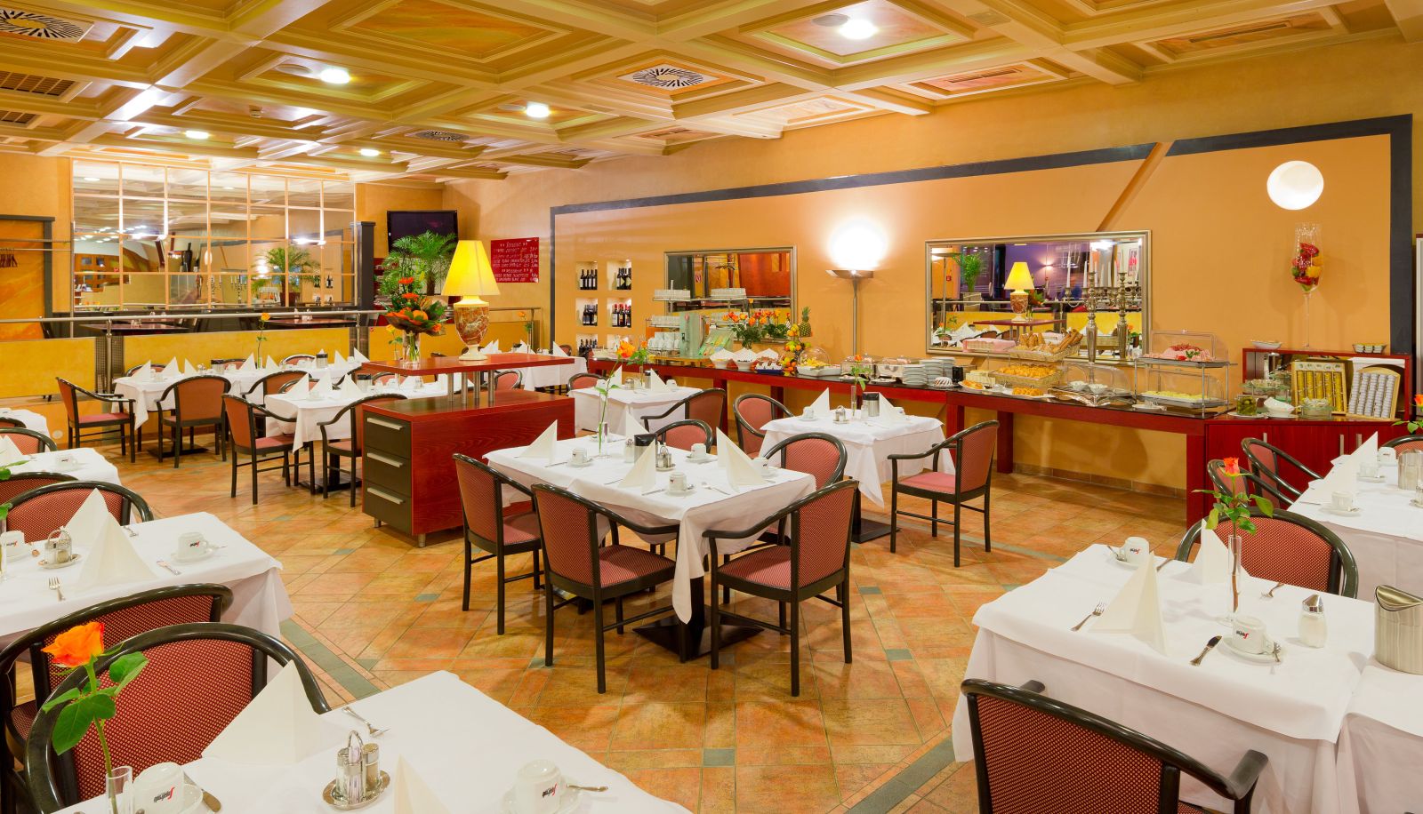 Sala prima colazione all'interno del ristorante - Vienna Sporthotel