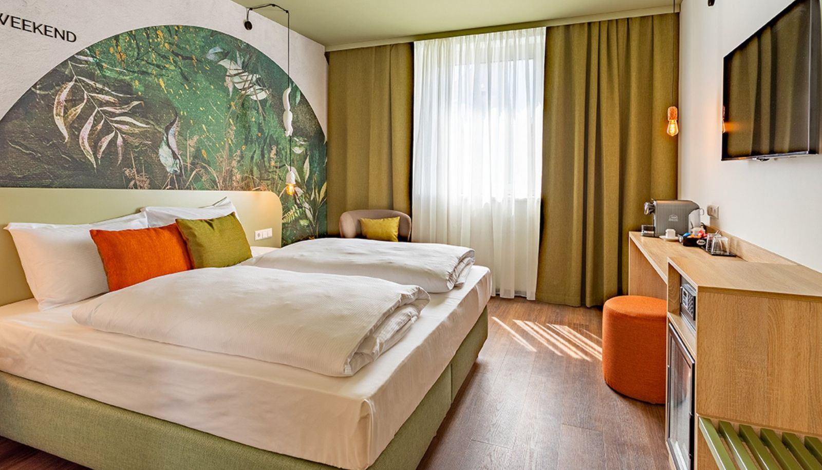 Standard room (double) - The Weekend Hotel