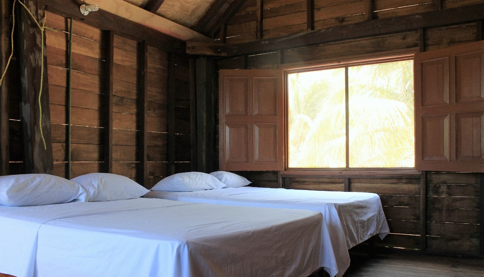 Zewnętrzna część hotelu - Cabanas el Cuyo