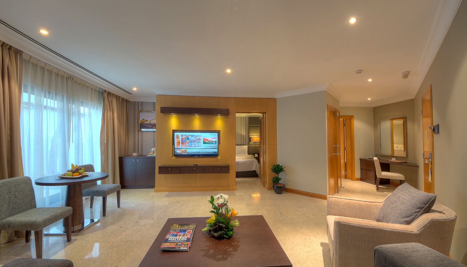 Junior suite - Dubai Marine Beach Resort & Spa