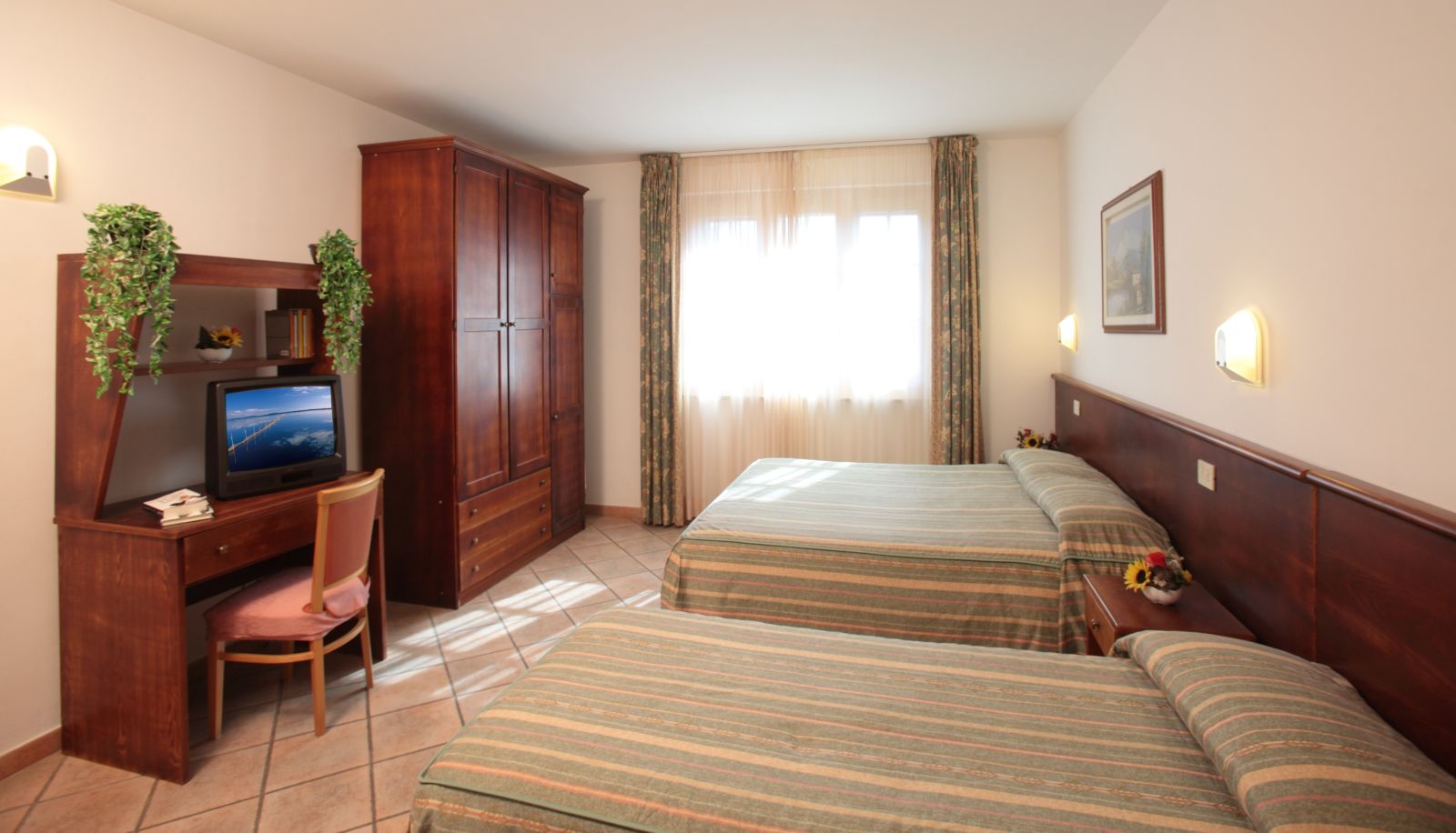 Dreibettzimmer - Tris Residence