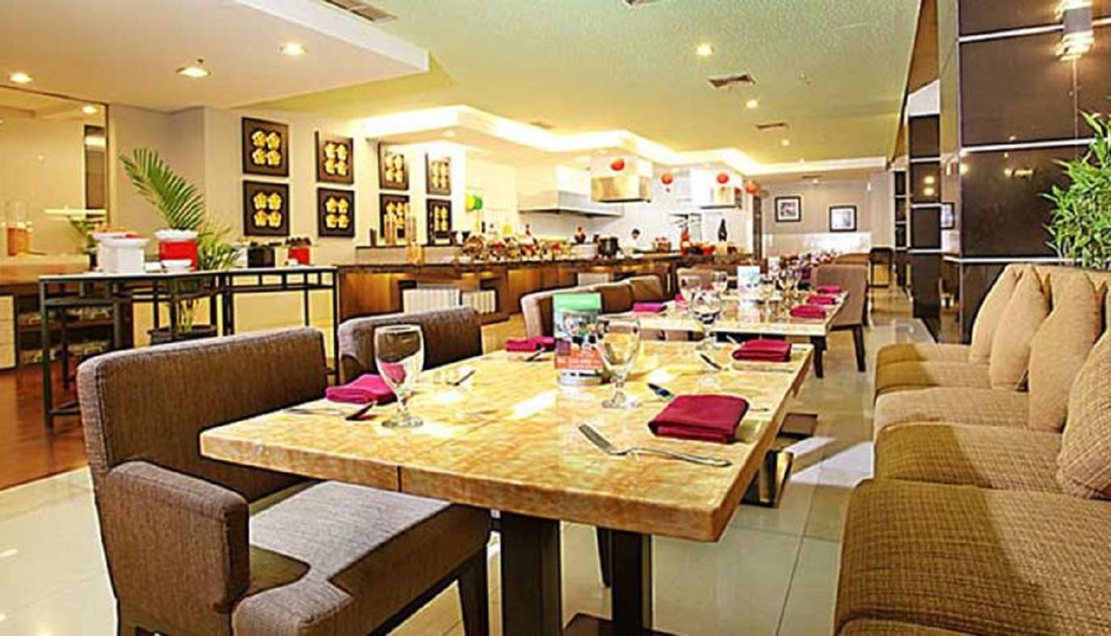 Restaurant - Golden Flower Bandung