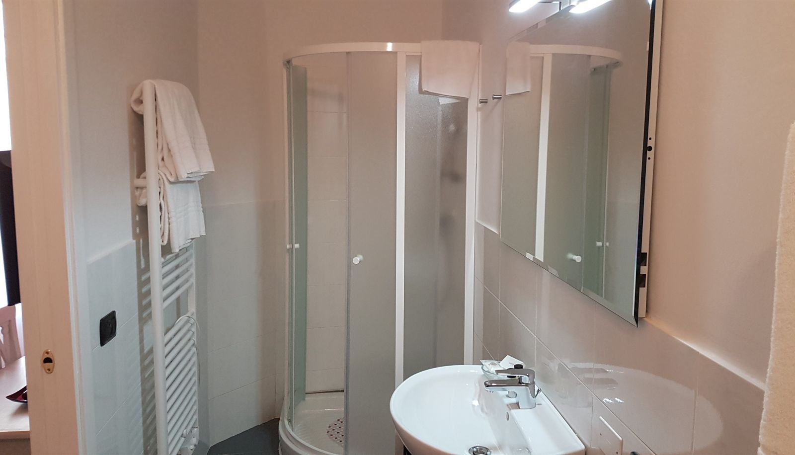 Bathroom - Palazzo Lombardo Affittacamere