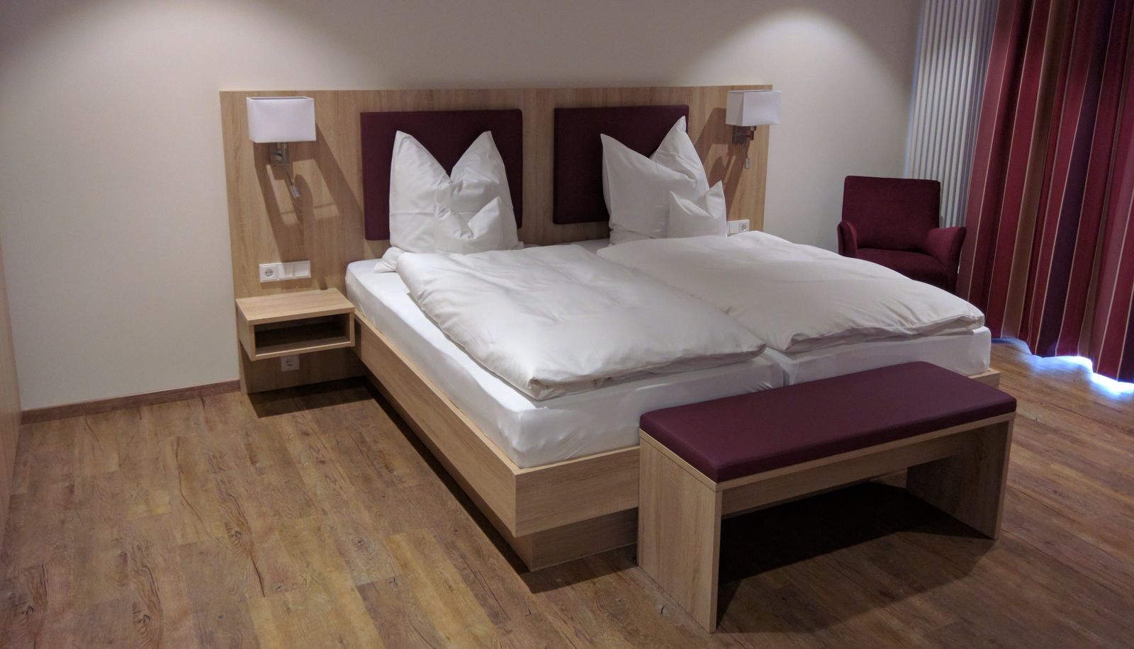 Suite - Zur Borke