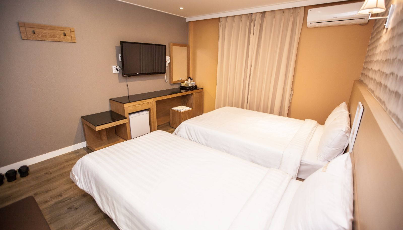 Habitación estándar (doble) - Pungnam Tourist Hotel