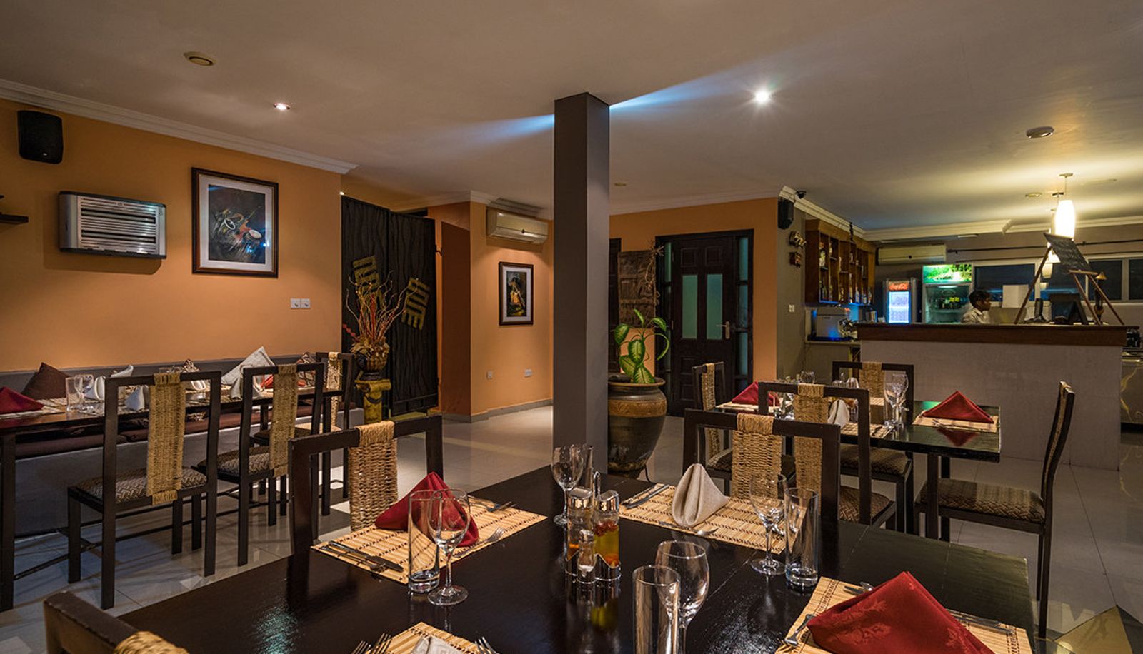Restaurant - Midindi Hotel