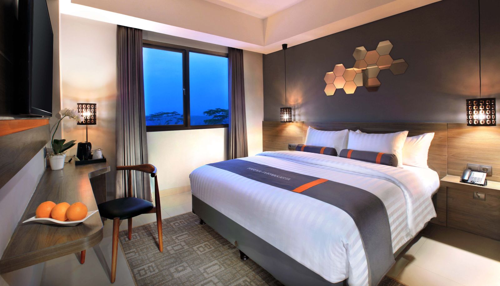 Standard room (double) - Harper Purwakarta