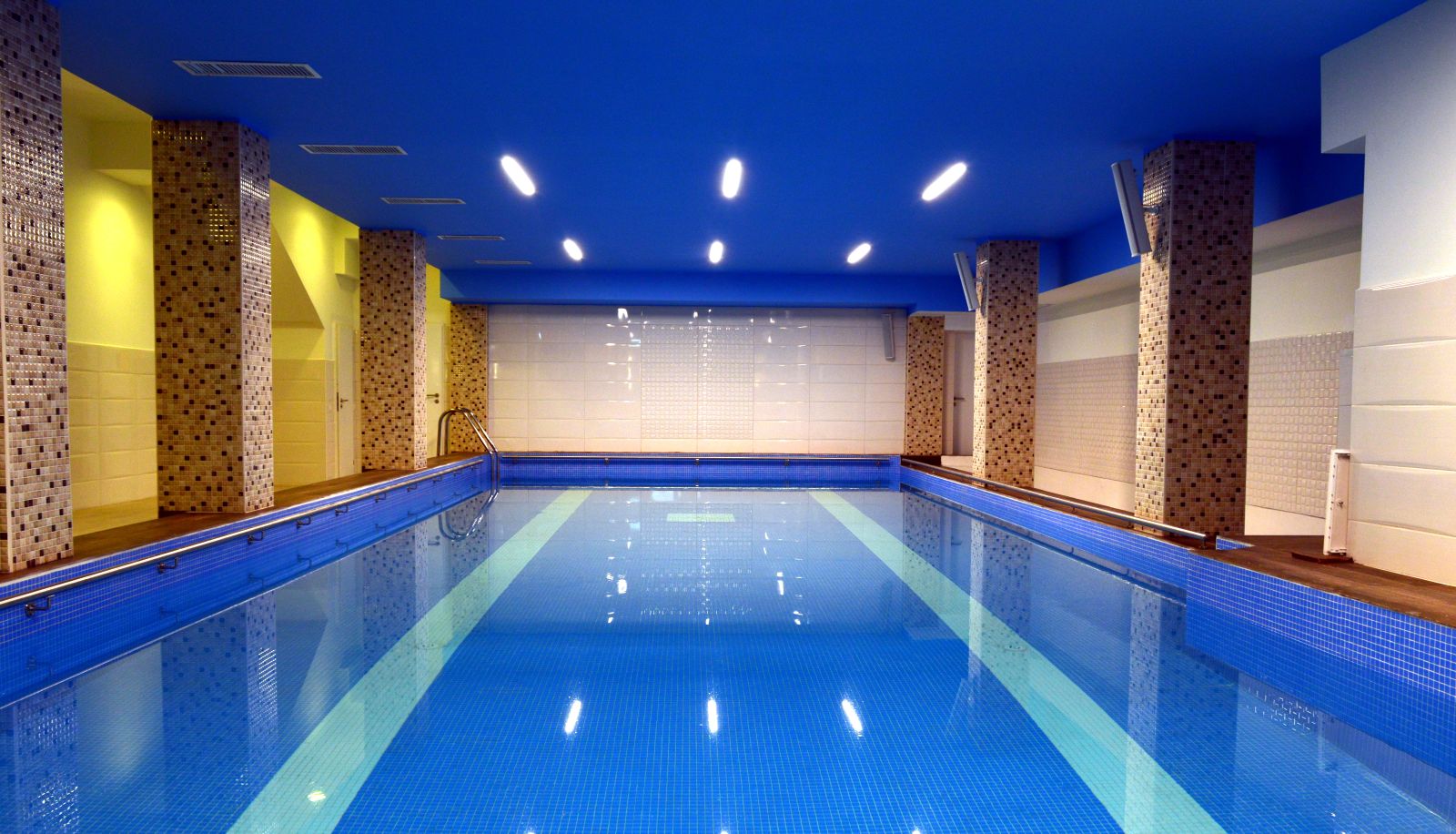 Pool - Salis Hotel & Medical Spa