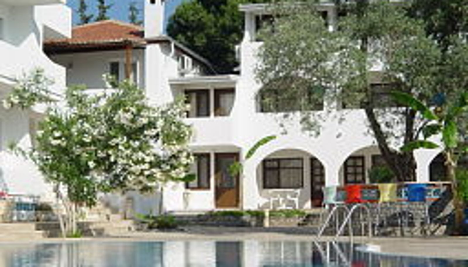 Pool - Aquarium Club
